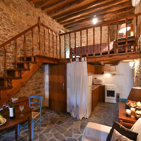 Stone House Apartment Malona Village ภายนอก รูปภาพ