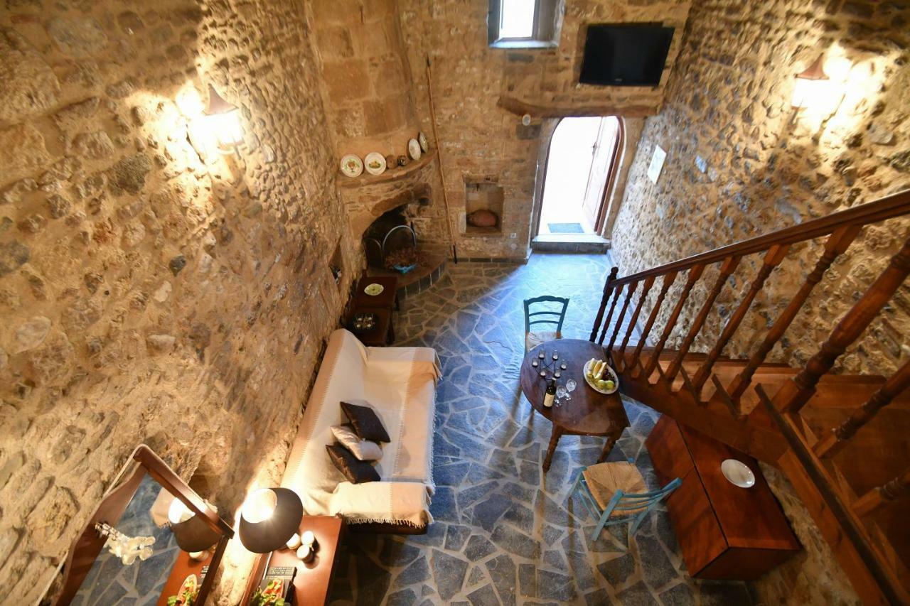 Stone House Apartment Malona Village ภายนอก รูปภาพ
