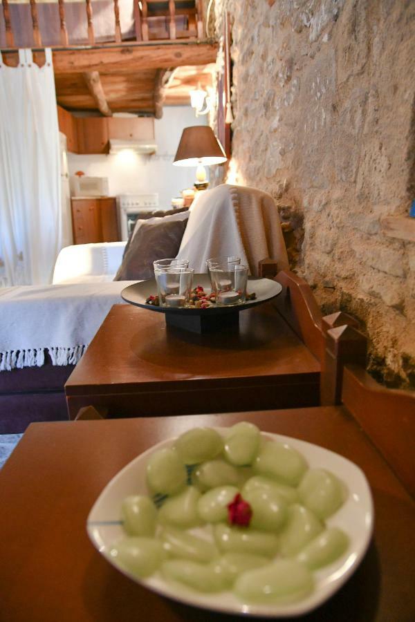 Stone House Apartment Malona Village ภายนอก รูปภาพ